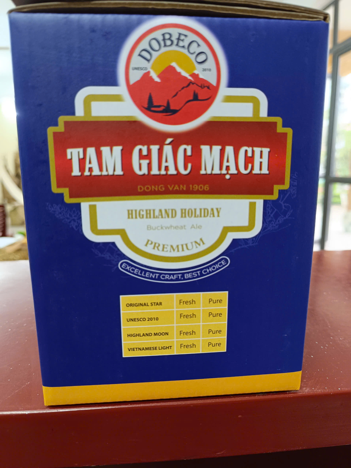 Bia Lon Tam Giác Mạch