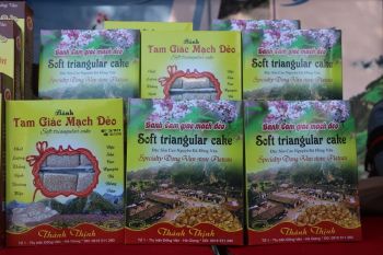 Bánh tam giác mạch dẻo (hộp 400 gram)