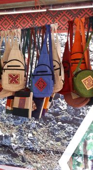 Túi xách LT thổ cẩm Đồng Văn